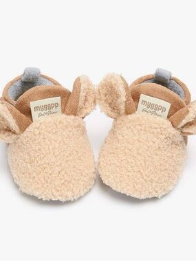 Beige Unisex Baby Booties Soft Faux Shearling Slip-Ons - Size 3 (6-9M | 12cm)